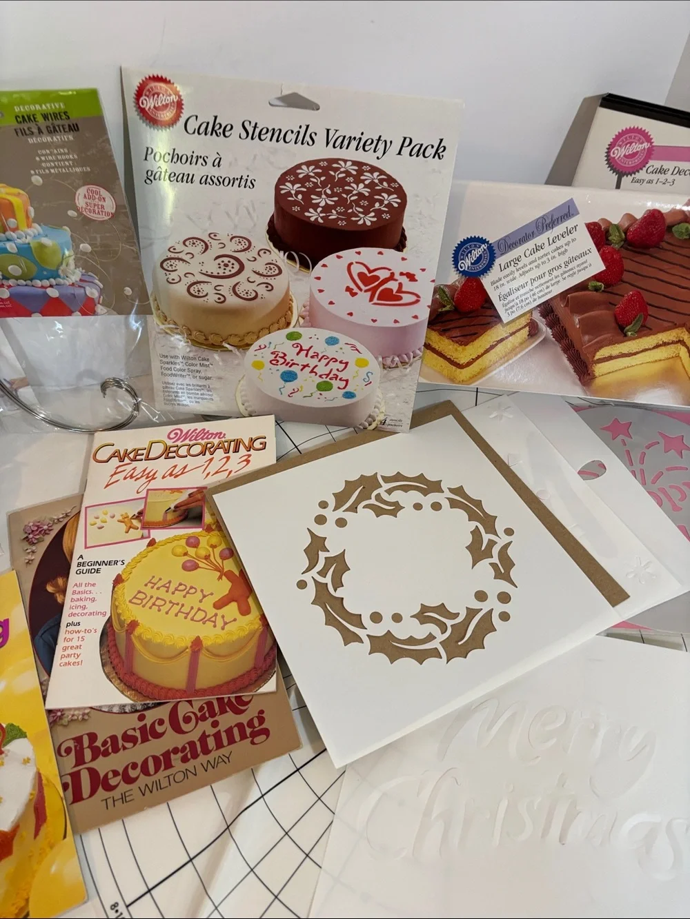 Wilton White & Gold Cake Toppers and Decorating Kit